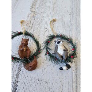 Squirrel raccoon‎ ornament wreaths wildlife Xmas tree